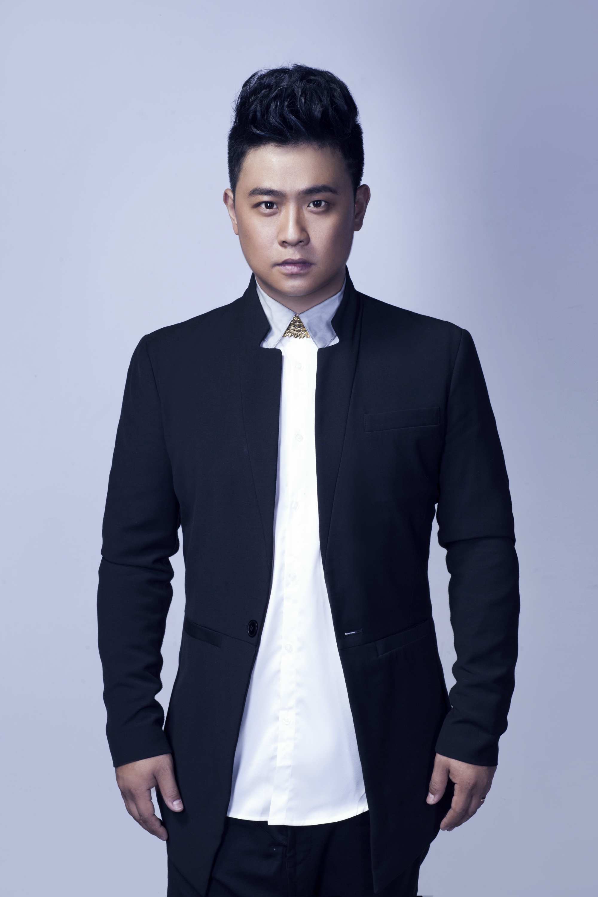  p>贺一航,4月14日出生于河北省 a target="_blank" href="/item/邯郸
