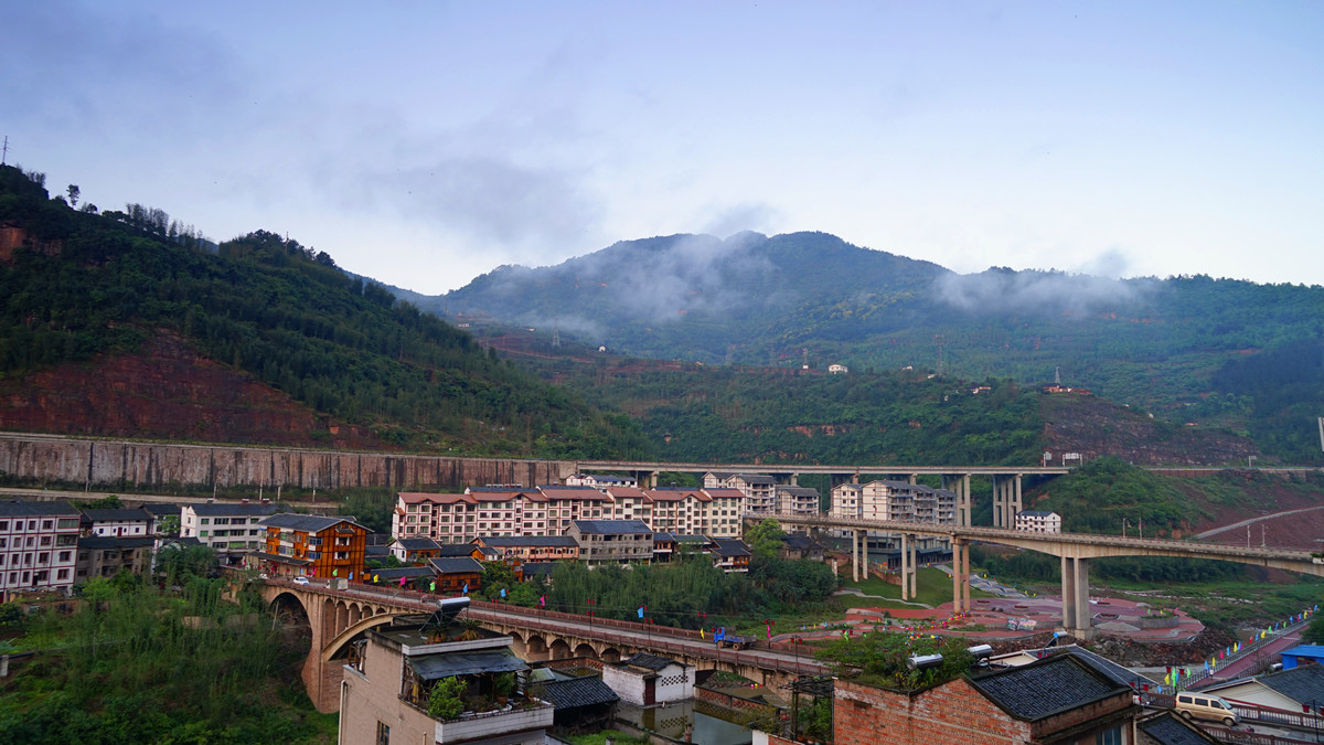  p>元厚镇位于 a href="#" data-lemmaid="2369813">赤水市 /a>东南部