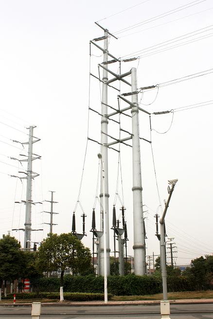  p>杆塔是 a>架空输电线路 /a>中用来支撑输电线的支撑物.
