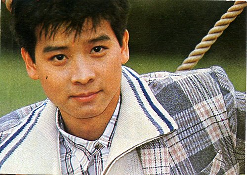  p data-id="gnvjzx1er4">杨庆煌,1960年出生于中国台湾省 a target="