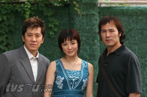  p>《碧海深沉》是2006年上映的当代都市题材的电视剧,由何燕江执导, 