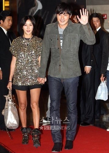  p>朴重勋(朝鲜语:         ,1966年3月22日-),韩国男演员,毕业于 a