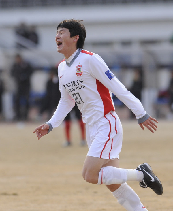  p>长春亚泰足球俱乐部(changchun yatai f.c.