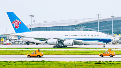 降落的空客A380