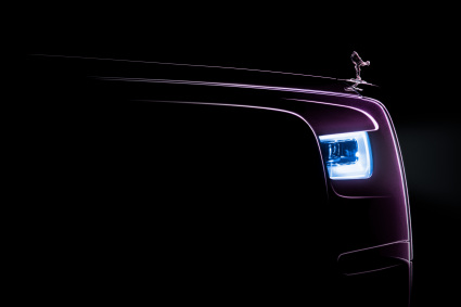 车头侧面与大灯