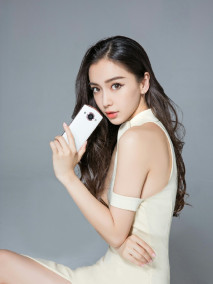 美图M6&Angelababy代言花絮