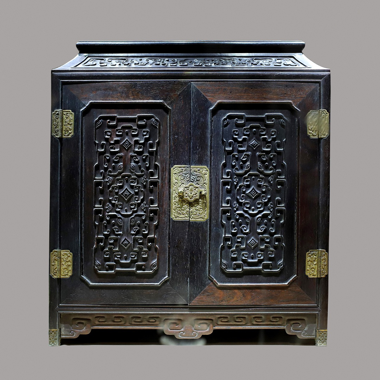 清紫檀雕花文具箱_百度百科