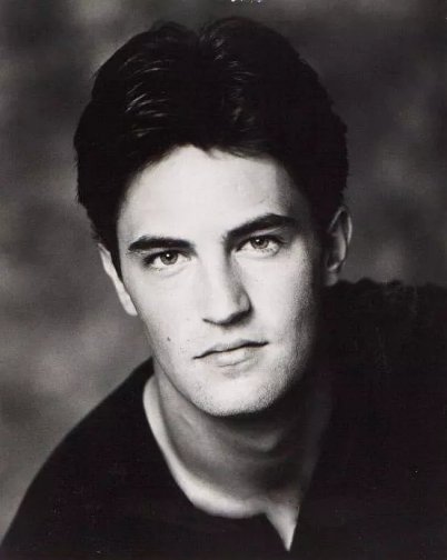 年轻的马修·派瑞