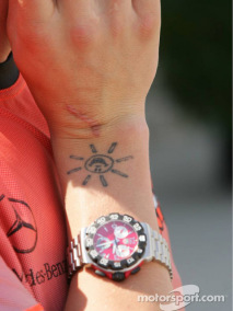 莱科宁纹身特写（后来被新纹身盖掉了）