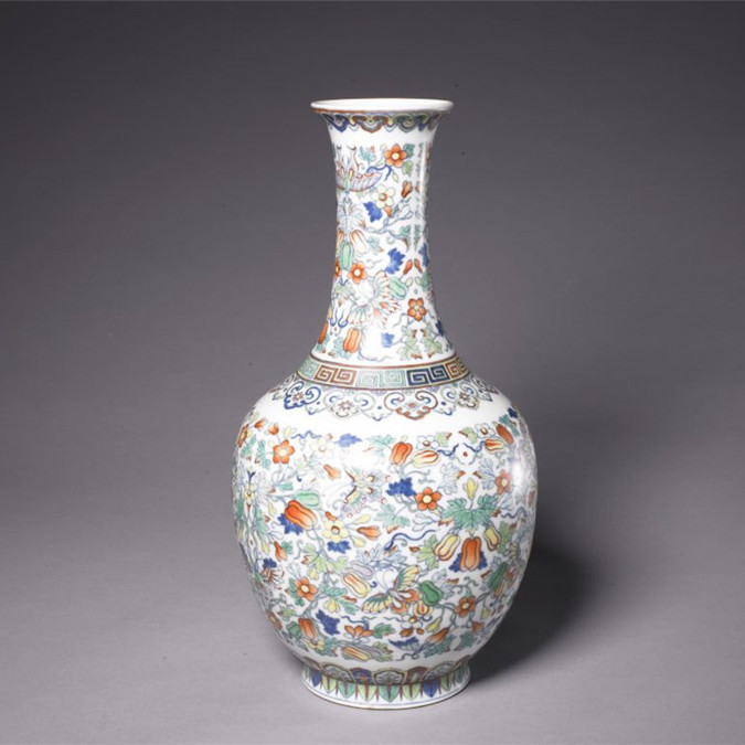 中国美術 花 蝶々紋樣 瓜瓞绵绵 中國景德鎮 小皿8点 中国美術 花 蝶々紋樣 瓜瓞绵绵 中國景德鎮 小皿8点