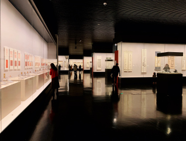 郑州美术馆新馆展览厅