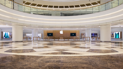 2022年武汉Apple Store（首次设置取货区）