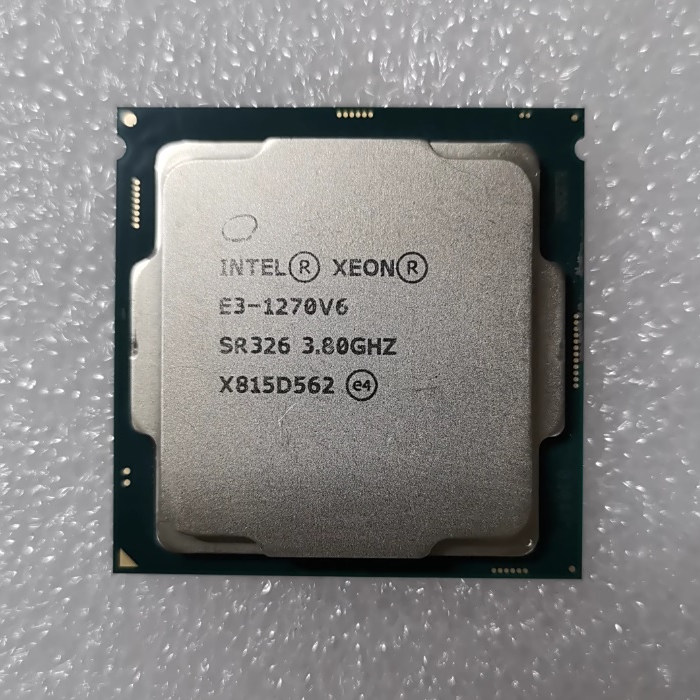 NAS素体 Xeon E3-1270 v6 32GB(ECC) NAS素体 Xeon E3-1270 v6 32GB(ECC)