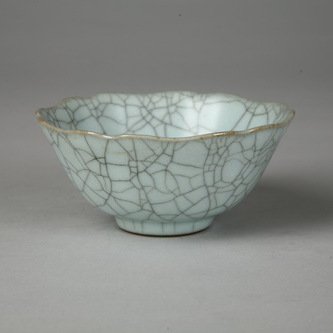 清乾隆款仿哥釉葵瓣碗_百度百科