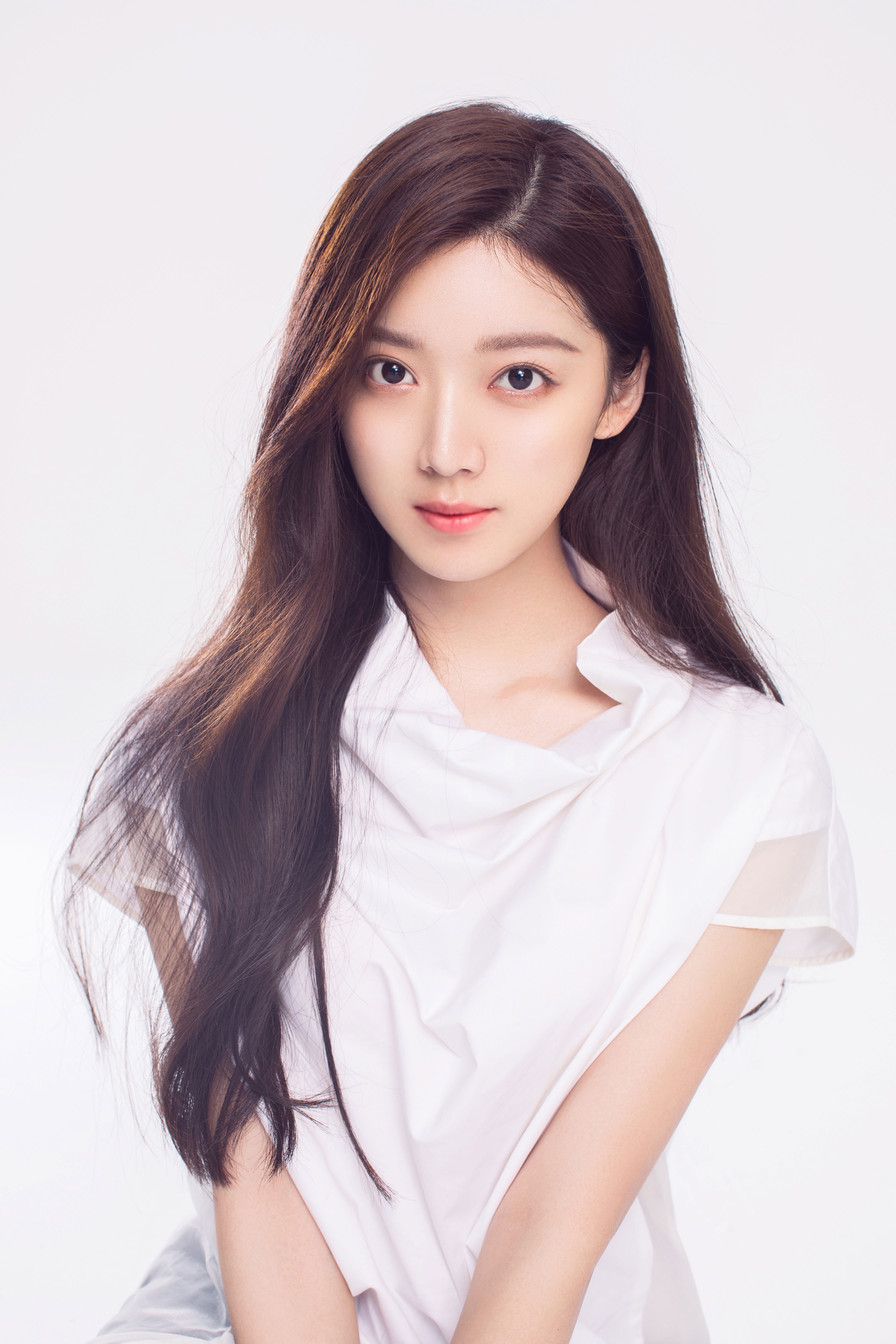 别名:英文:sylvia国籍:中国民族:汉族星座:天蝎座身高:171 cm体重:48