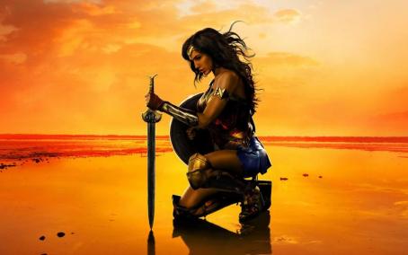 盖尔·加朵版神奇女侠